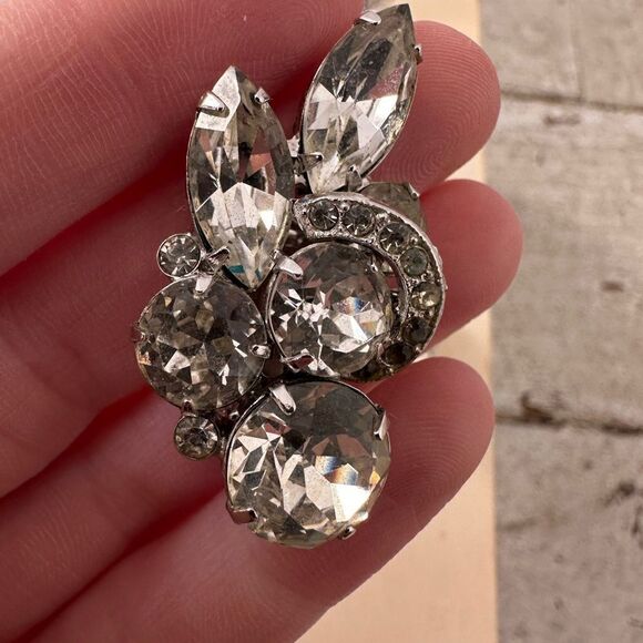 Vintage Eisenberg Clear Rhinestone Glam Brooch And Earring Set - Picture 5 of 10